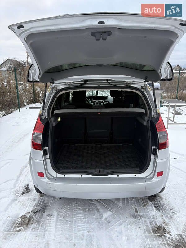 Минивэн Renault Scenic 2008 в Днепре