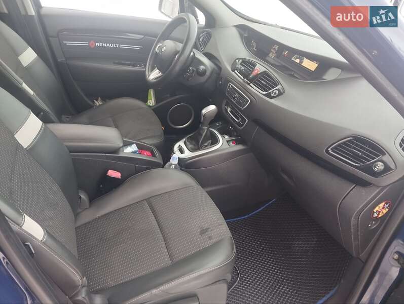 Минивэн Renault Scenic 2011 в Кривом Роге