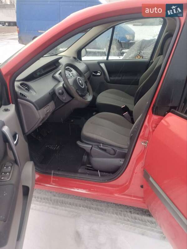 Минивэн Renault Scenic 2007 в Каневе