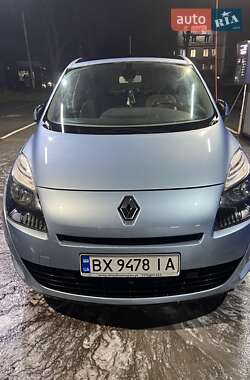 Минивэн Renault Scenic 2009 в Хмельницком