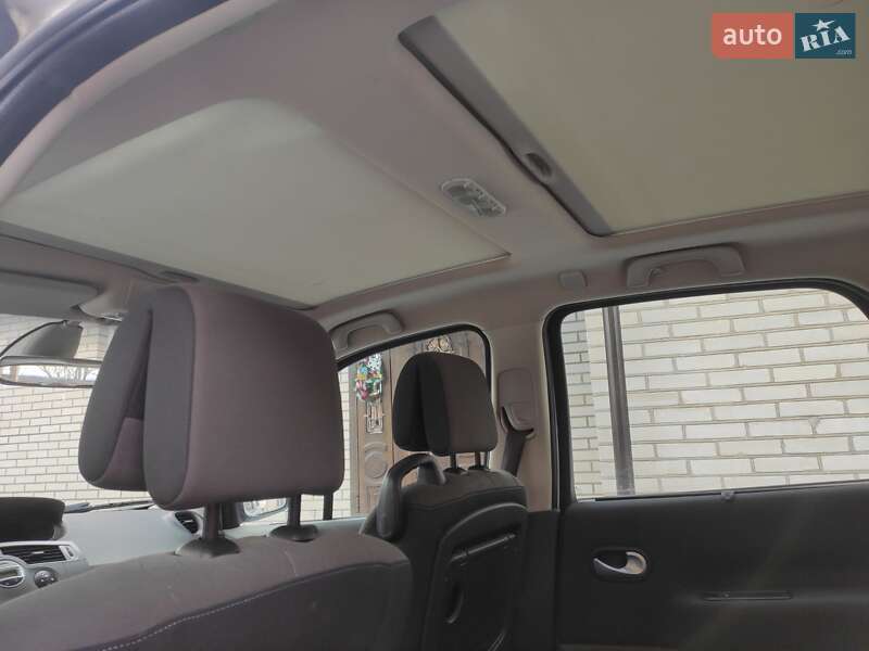 Минивэн Renault Scenic 2008 в Луцке