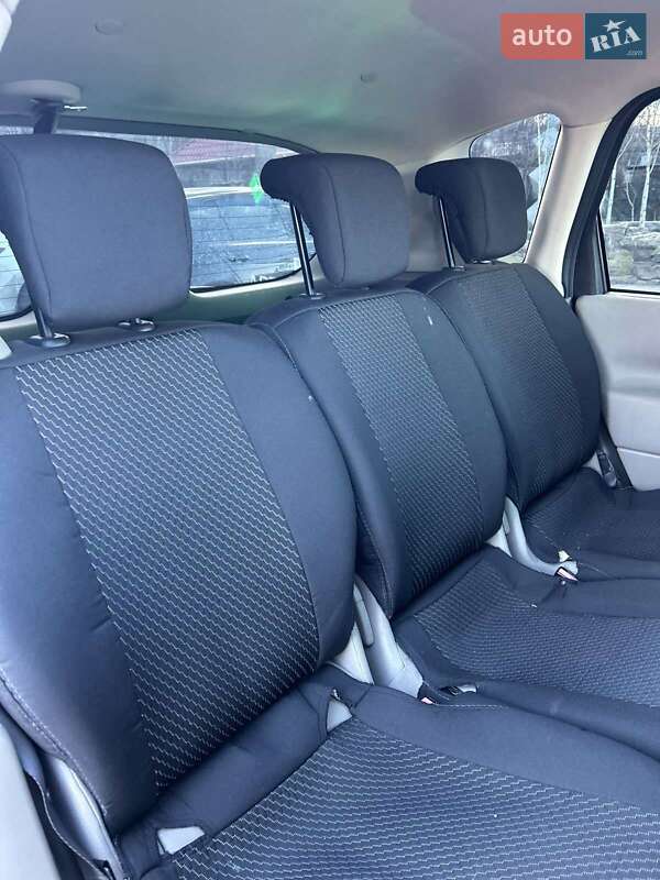 Минивэн Renault Scenic 2006 в Николаеве фото 3 Минивэн Renault Scenic 2006 в Николаеве