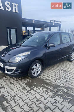 Минивэн Renault Scenic 2010 в Черновцах