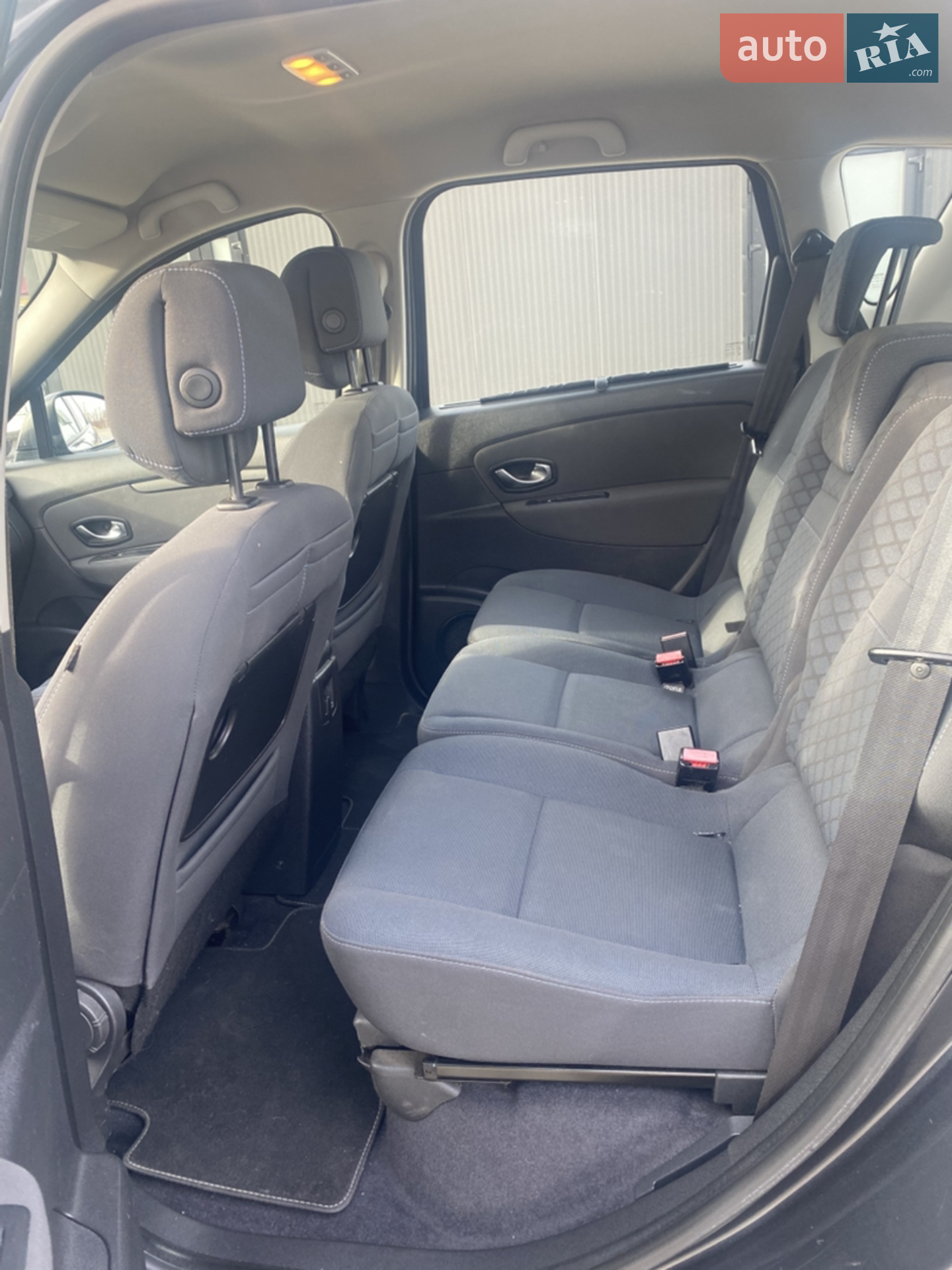 2010 Renault Scenic - мініатюра 8
