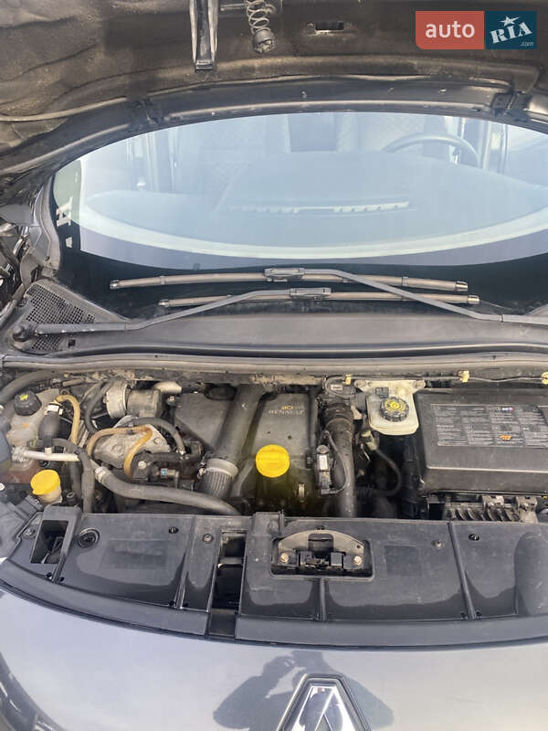 Мінівен Renault Scenic 2010 в Чернівцях