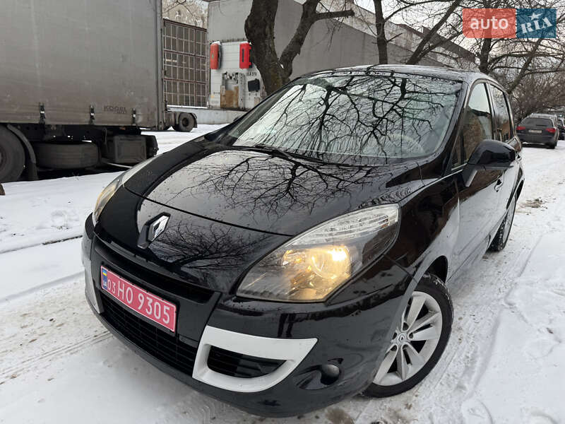 Минивэн Renault Scenic 2011 в Луцке