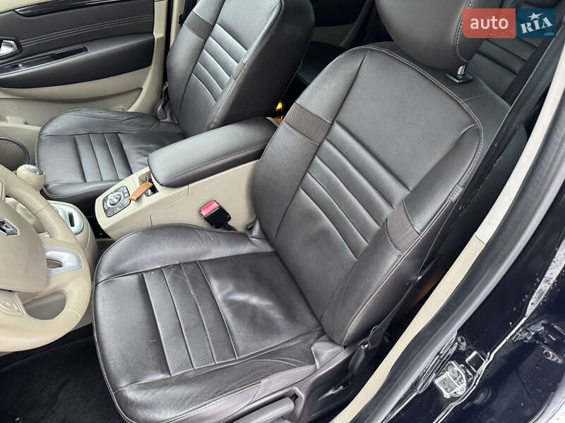 Минивэн Renault Scenic 2011 в Луцке