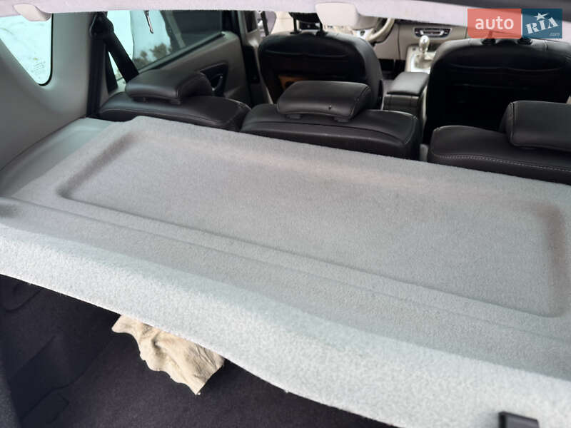 Минивэн Renault Scenic 2011 в Луцке