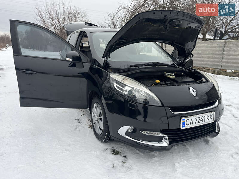 Минивэн Renault Scenic 2012 в Чигирине