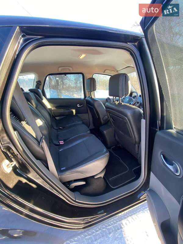 Минивэн Renault Scenic 2006 в Мене фото 11 Минивэн Renault Scenic 2006 в Мене