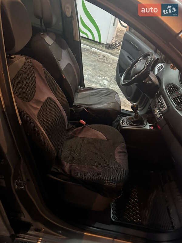 Універсал Renault Scenic 2012 в Хмельницькому