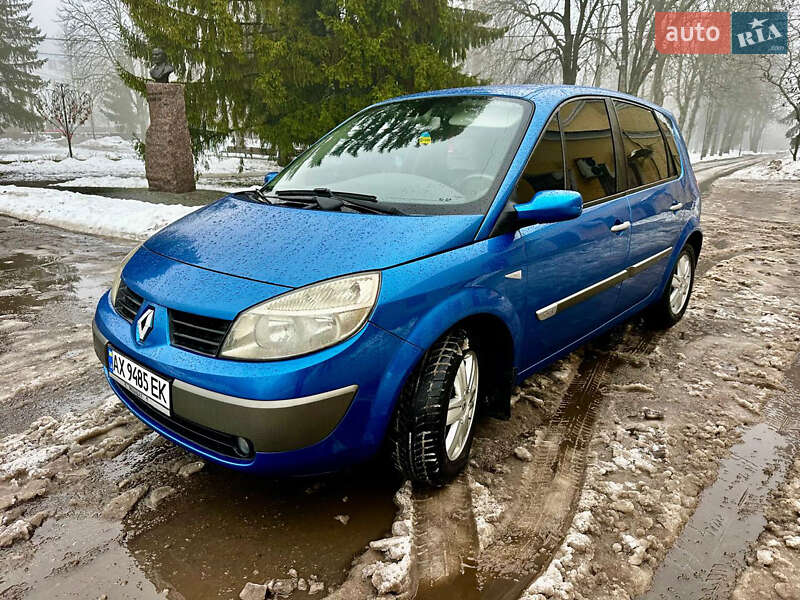 Минивэн Renault Scenic 2005 в Краснограде