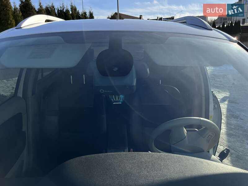 Минивэн Renault Scenic 2013 в Ровно фото 16 Минивэн Renault Scenic 2013 в Ровно
