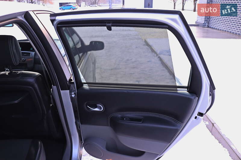 Минивэн Renault Scenic 2005 в Кременчуге фото 12 Минивэн Renault Scenic 2005 в Кременчуге