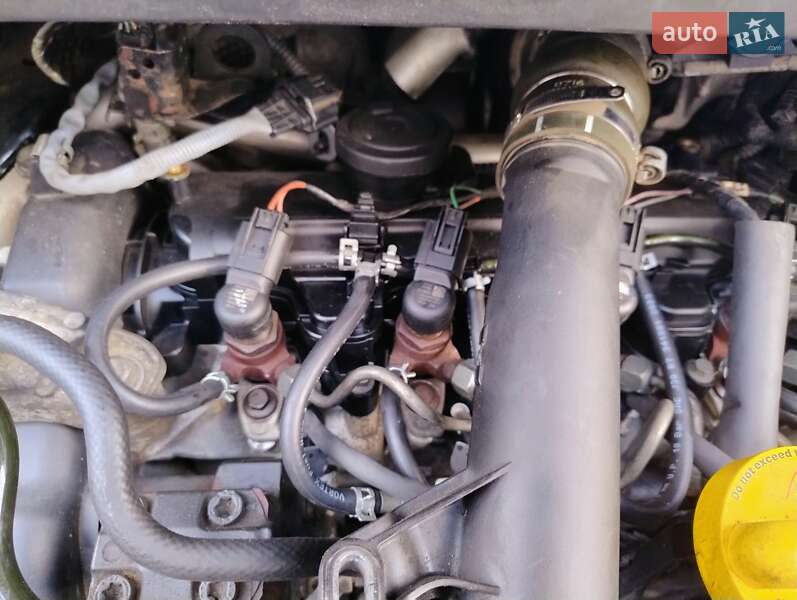 Минивэн Renault Scenic 2016 в Запорожье