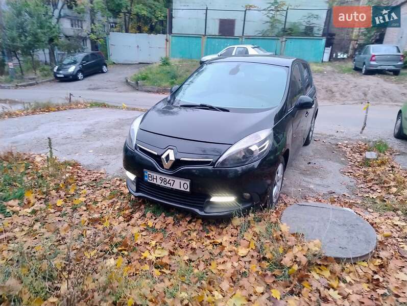 Минивэн Renault Scenic 2016 в Запорожье
