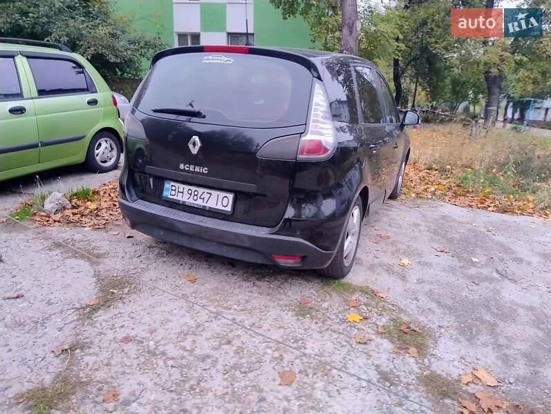 Минивэн Renault Scenic 2016 в Запорожье