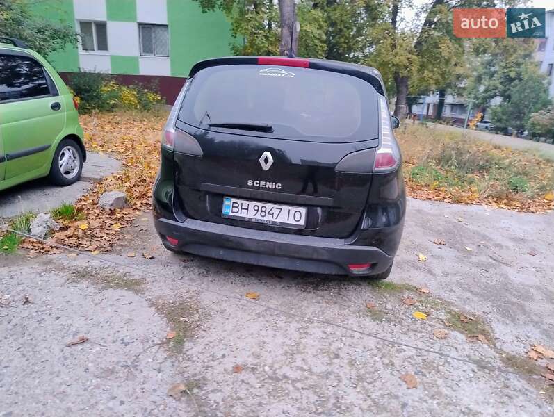 Минивэн Renault Scenic 2016 в Запорожье