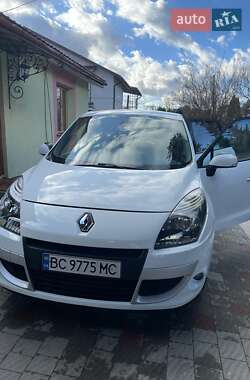 Минивэн Renault Scenic 2010 в Львове