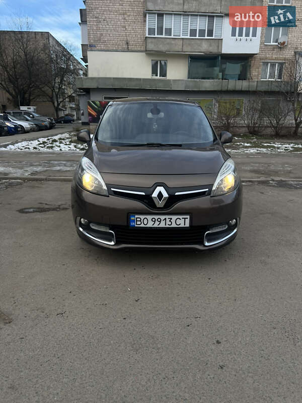 Минивэн Renault Scenic 2012 в Черновцах