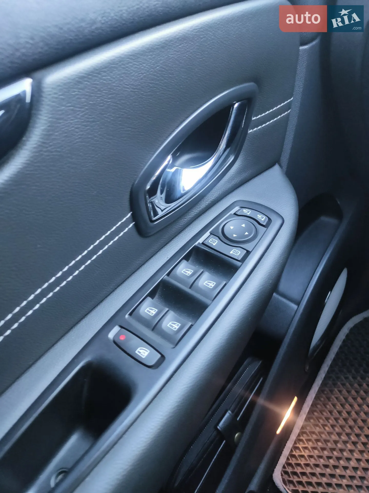 2015 Renault Scenic - мініатюра 3