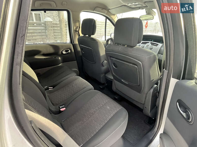 Минивэн Renault Scenic 2006 в Черновцах