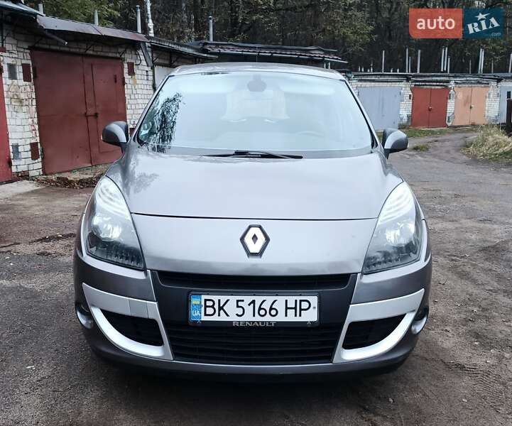 Минивэн Renault Scenic 2011 в Чернигове