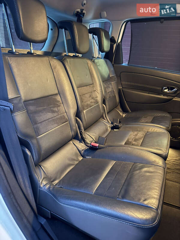 Минивэн Renault Scenic 2013 в Луцке
