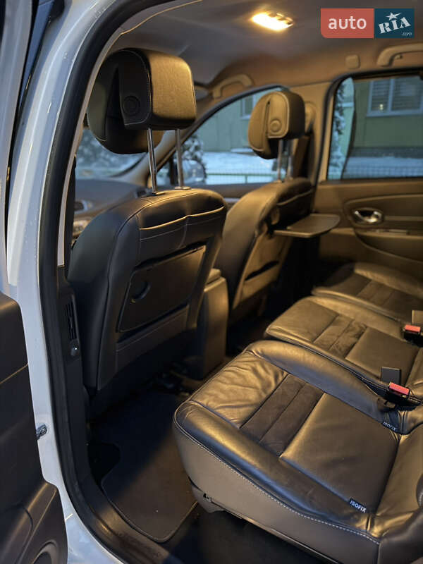 Минивэн Renault Scenic 2013 в Луцке