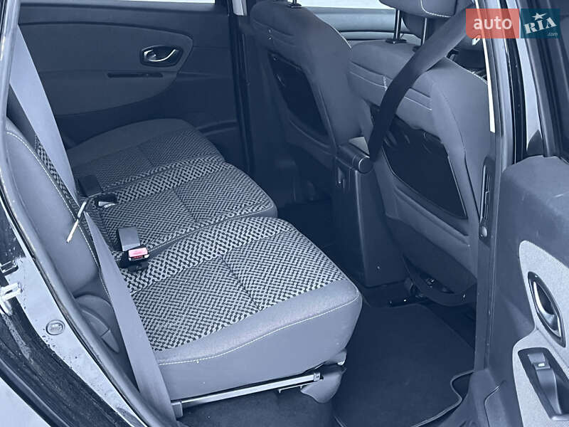 Минивэн Renault Scenic 2011 в Черкассах