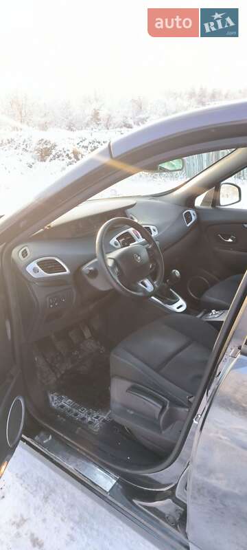 Минивэн Renault Scenic 2010 в Ирпене