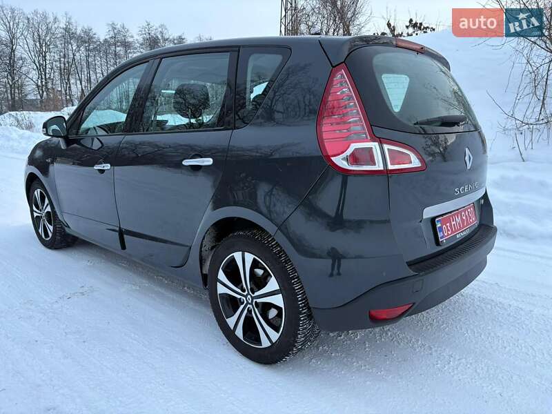 Минивэн Renault Scenic 2011 в Киверцах
