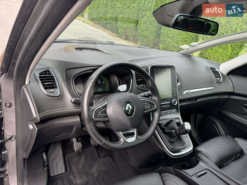 Минивэн Renault Scenic 2016 в Хмельницком