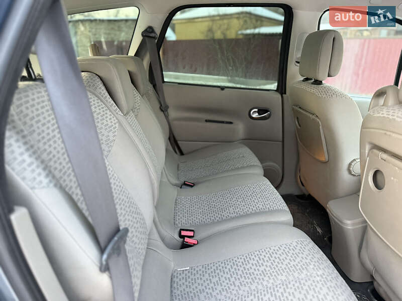 Минивэн Renault Scenic 2006 в Киеве