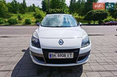 Мінівен Renault Scenic 2011 в Рівному