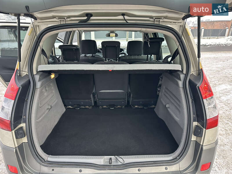 Минивэн Renault Scenic 2006 в Виннице