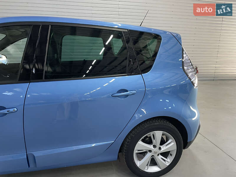 Минивэн Renault Scenic 2013 в Стрые