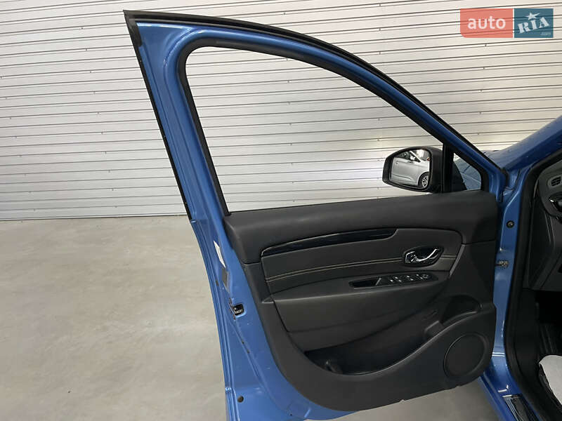 Минивэн Renault Scenic 2013 в Стрые