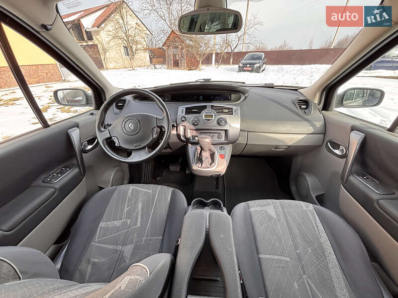 Минивэн Renault Scenic 2005 в Надворной