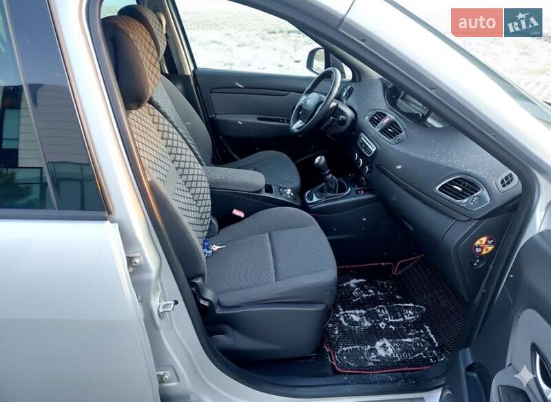 Минивэн Renault Scenic 2011 в Хмельницком