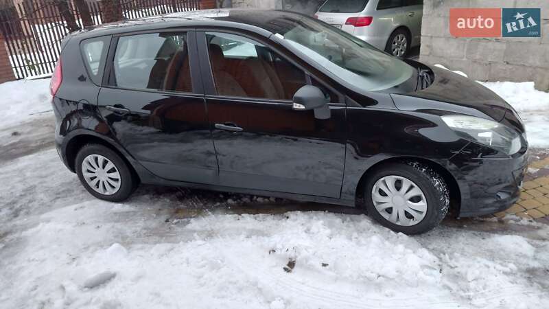 Минивэн Renault Scenic 2010 в Луцке фото 9 Минивэн Renault Scenic 2010 в Луцке