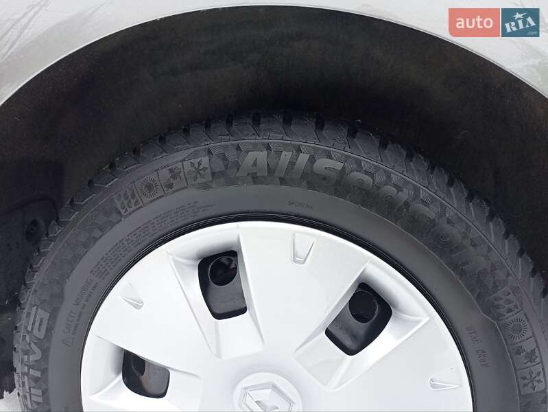 Минивэн Renault Scenic 2008 в Сумах фото 16 Минивэн Renault Scenic 2008 в Сумах