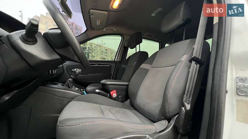 Минивэн Renault Scenic 2017 в Киеве