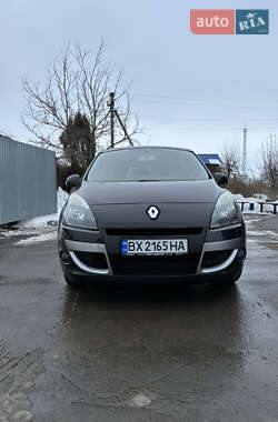 Мінівен Renault Scenic 2011 в Красилові