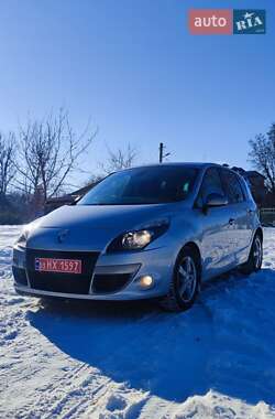 Минивэн Renault Scenic 2011 в Черкассах