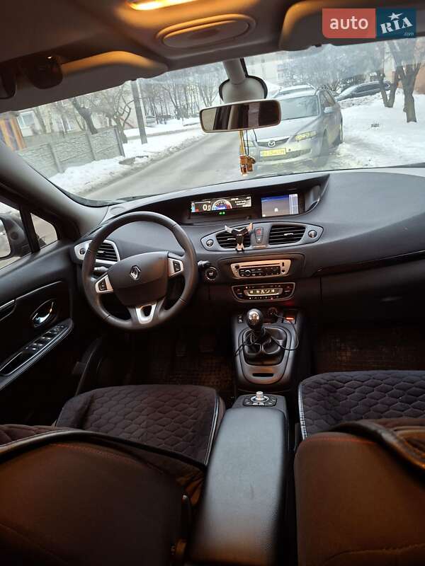 Минивэн Renault Scenic 2012 в Хмельницком