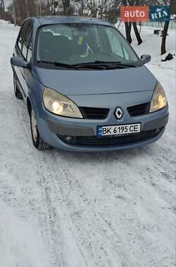 Минивэн Renault Scenic 2007 в Владимирце