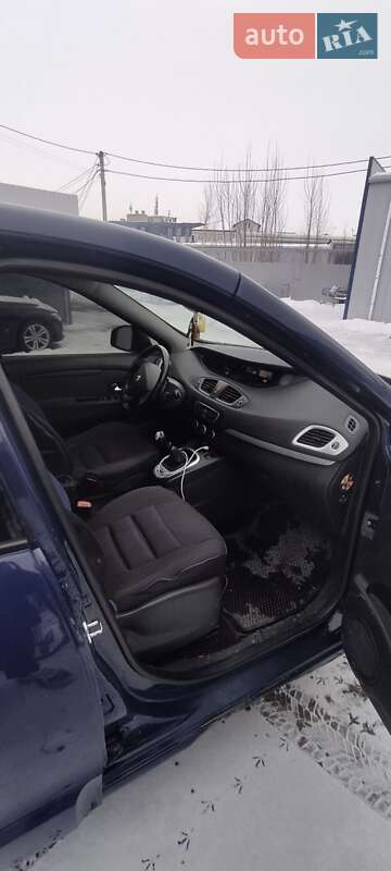 Минивэн Renault Scenic 2011 в Луцке
