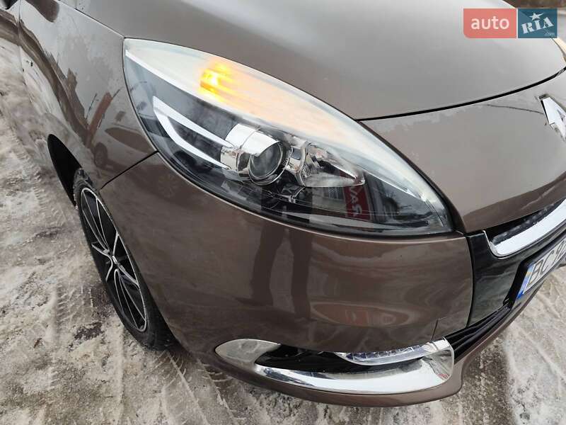 Минивэн Renault Scenic 2012 в Дрогобыче