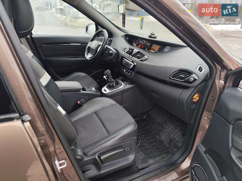 Минивэн Renault Scenic 2012 в Дрогобыче